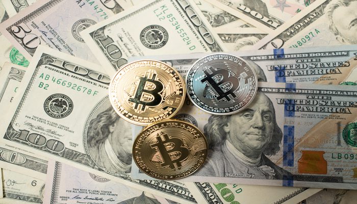 bitcoin pieniądze